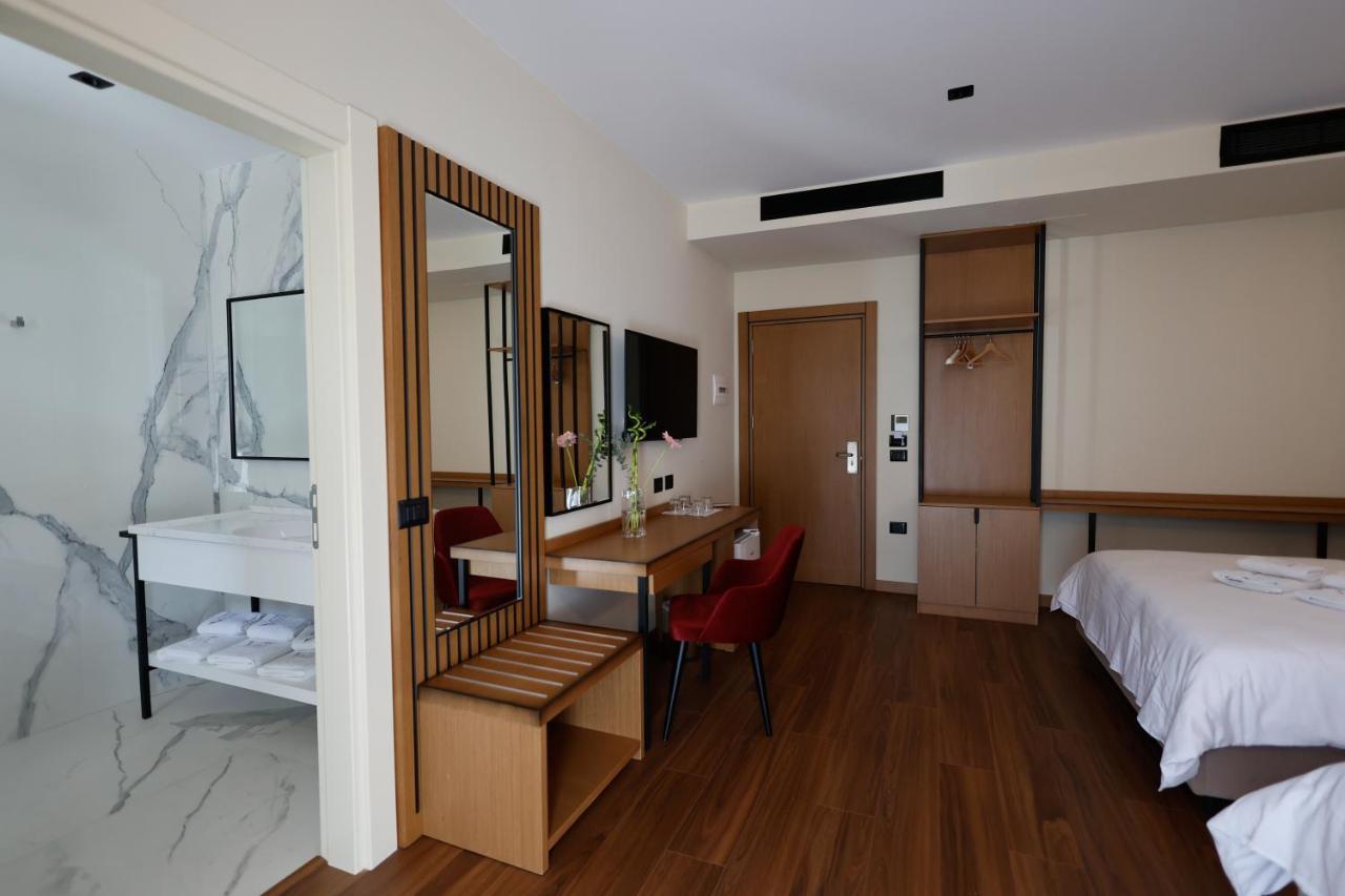 Vlorë Valza Boutique Hotel מראה חיצוני תמונה