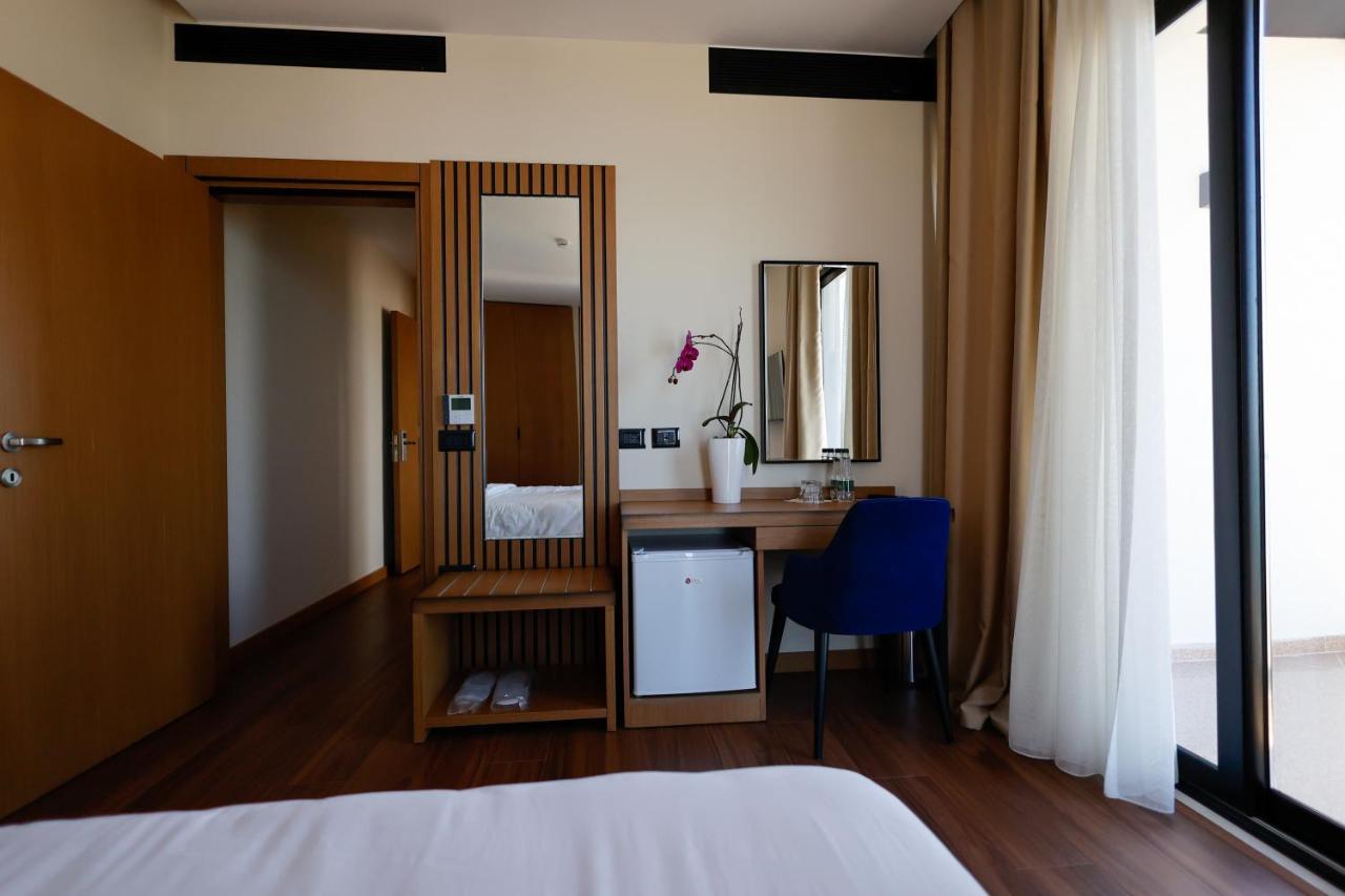 Vlorë Valza Boutique Hotel מראה חיצוני תמונה