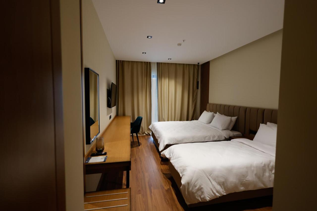 Vlorë Valza Boutique Hotel מראה חיצוני תמונה